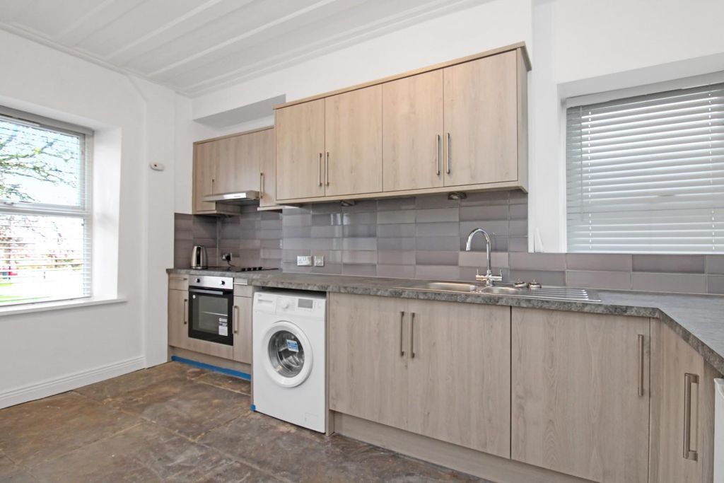 Property photo 2 of 9 Img_6872.Jpg
