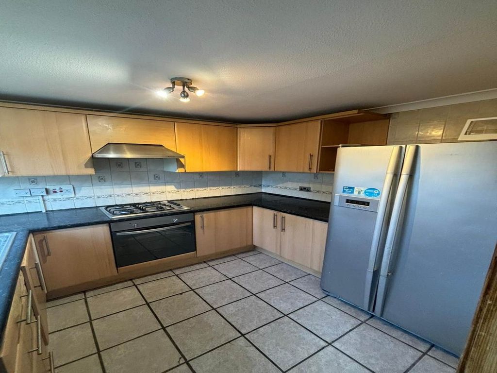 Property photo 2 of 6 11 Lin K