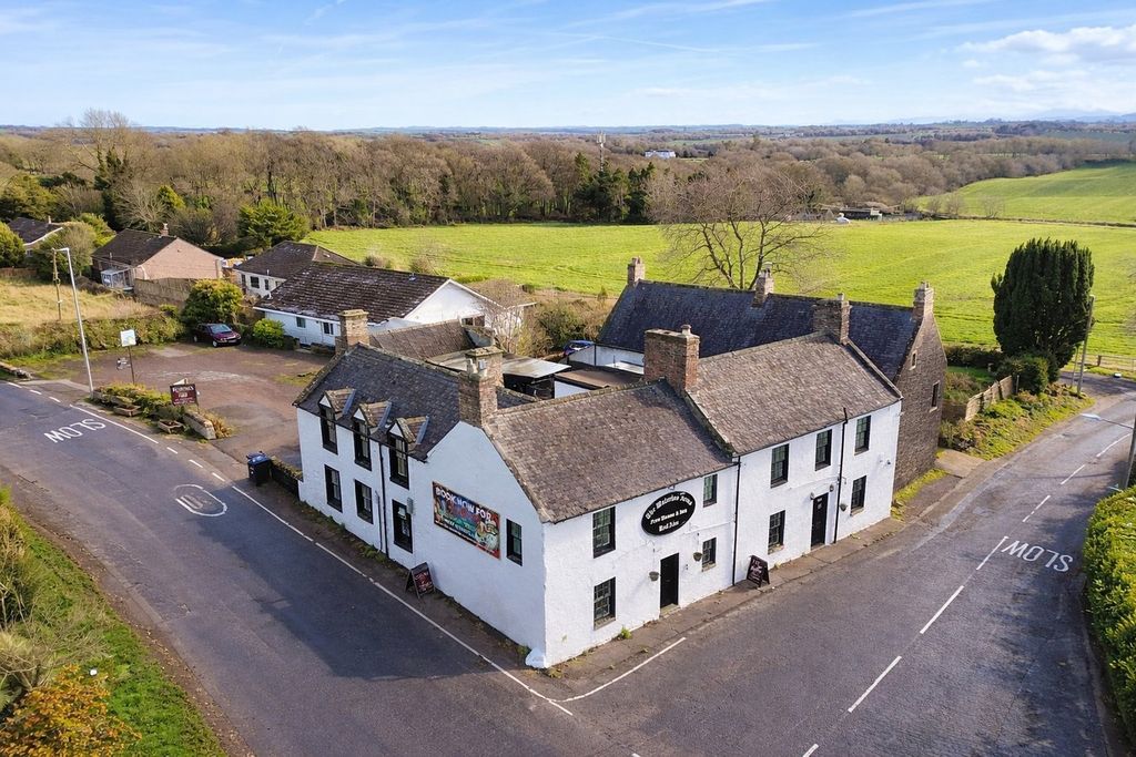 Property photo 1 of 21