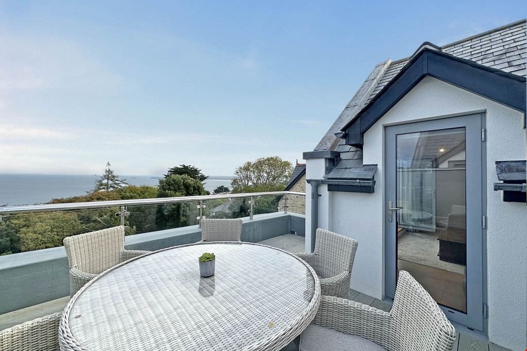 Property photo 2 of 15 9B62F33A-5E16-42ce-Bd46-835c99Fb7890