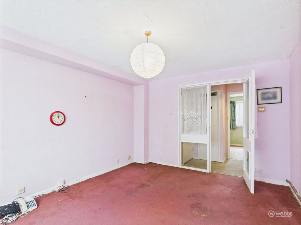 Property photo 3 of 6