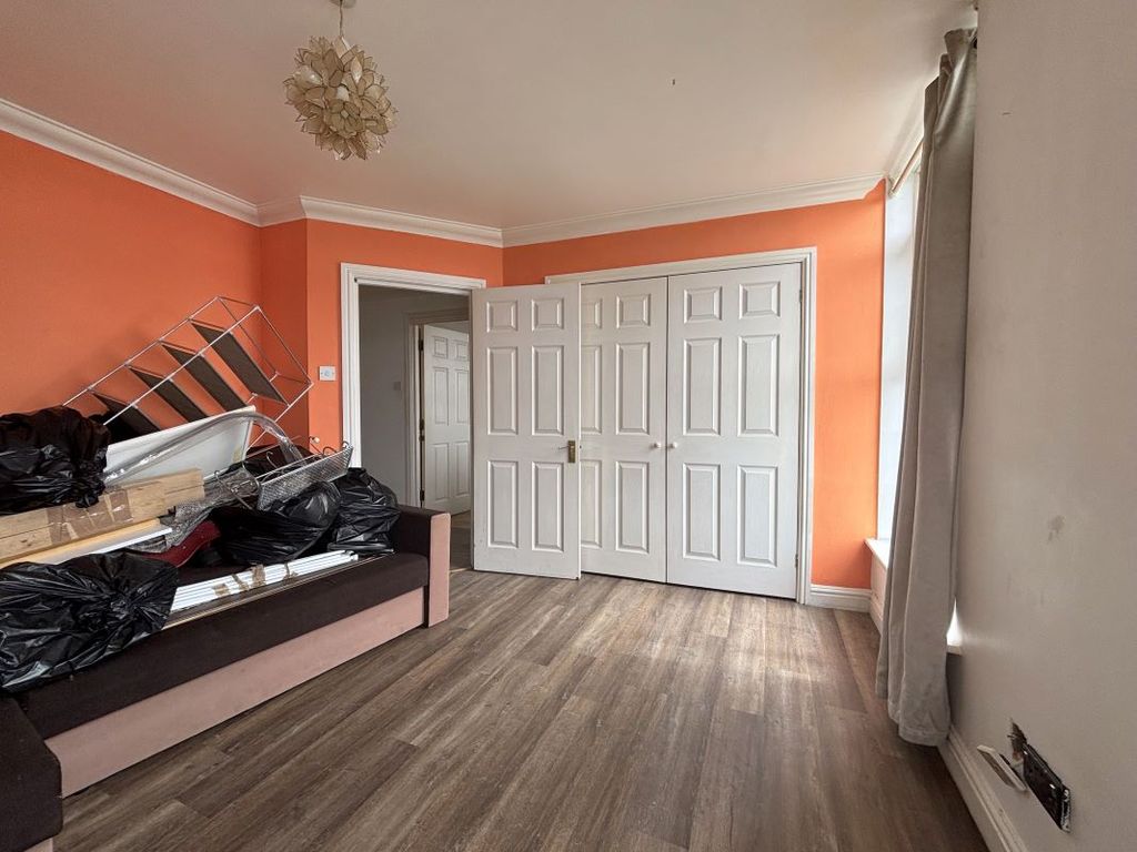 Property photo 2 of 10 Image 2