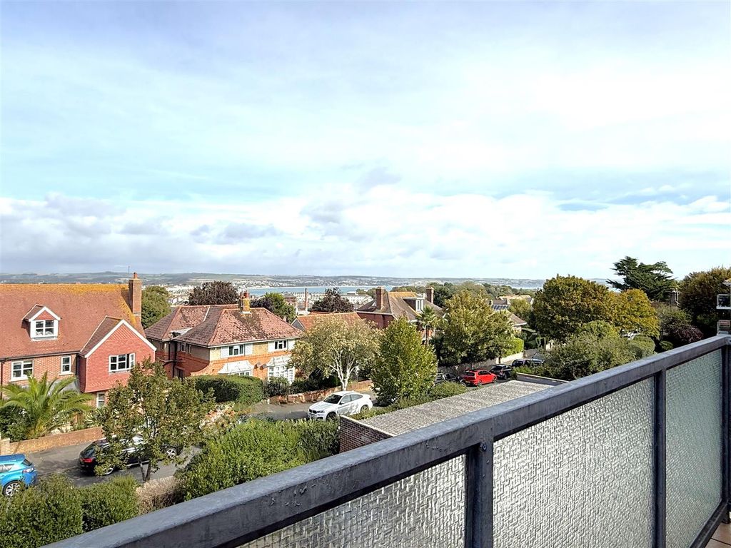 Additional image 13 of 2 bed flat for saleBincleaves Road, Rodwell DT4