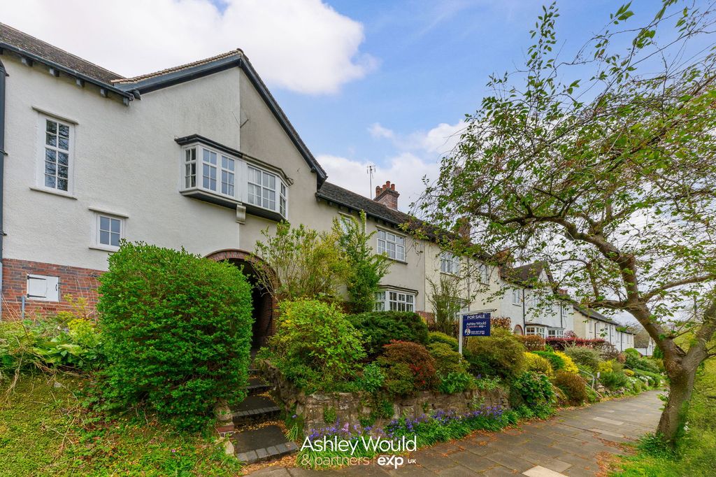 Property photo 1 of 28