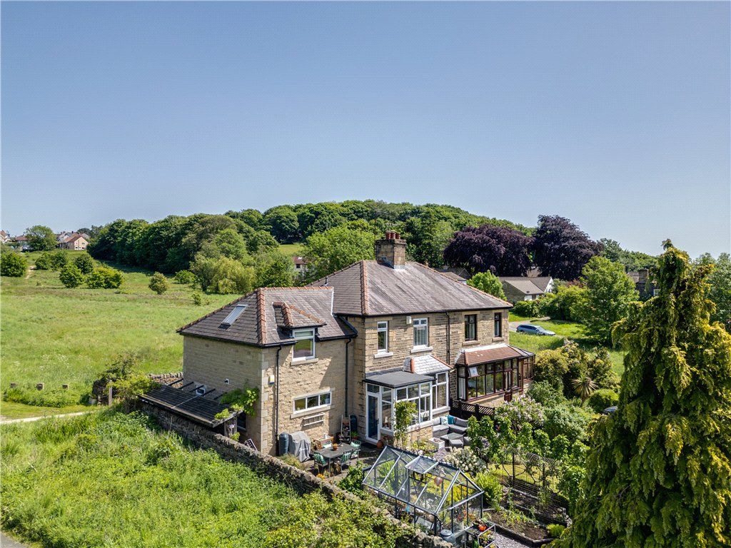 Property photo 1 of 29 Idyllic Surroundings