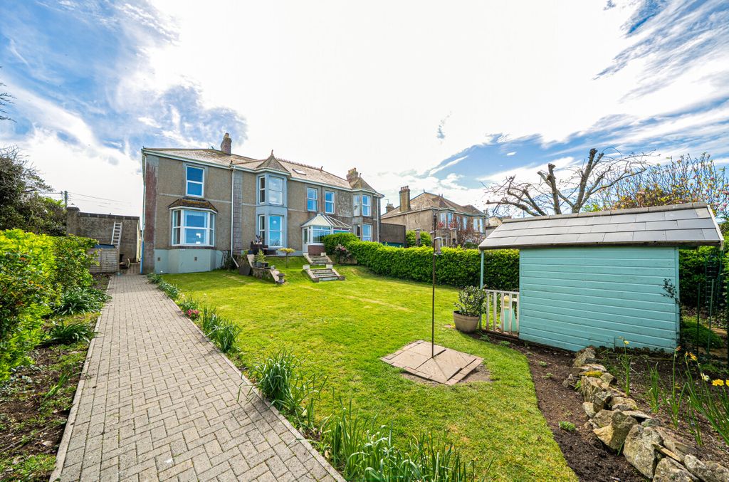 Property photo 1 of 43 1436702-38-69cc29...