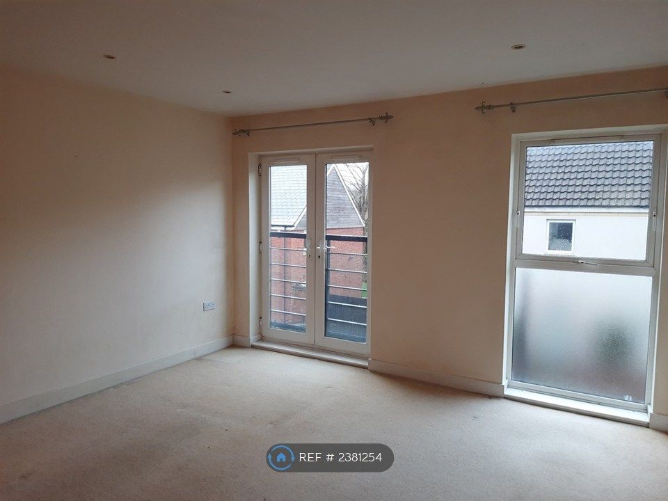 Property photo 3 of 8