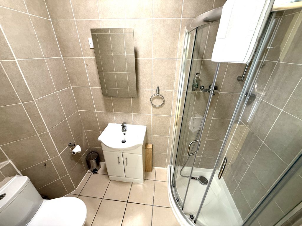 Property photo 3 of 4 Img_9855