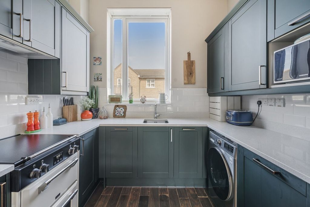 Property photo 3 of 8 Picture No. 19