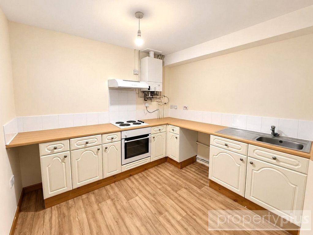 Property photo 3 of 6 Picture No. 18