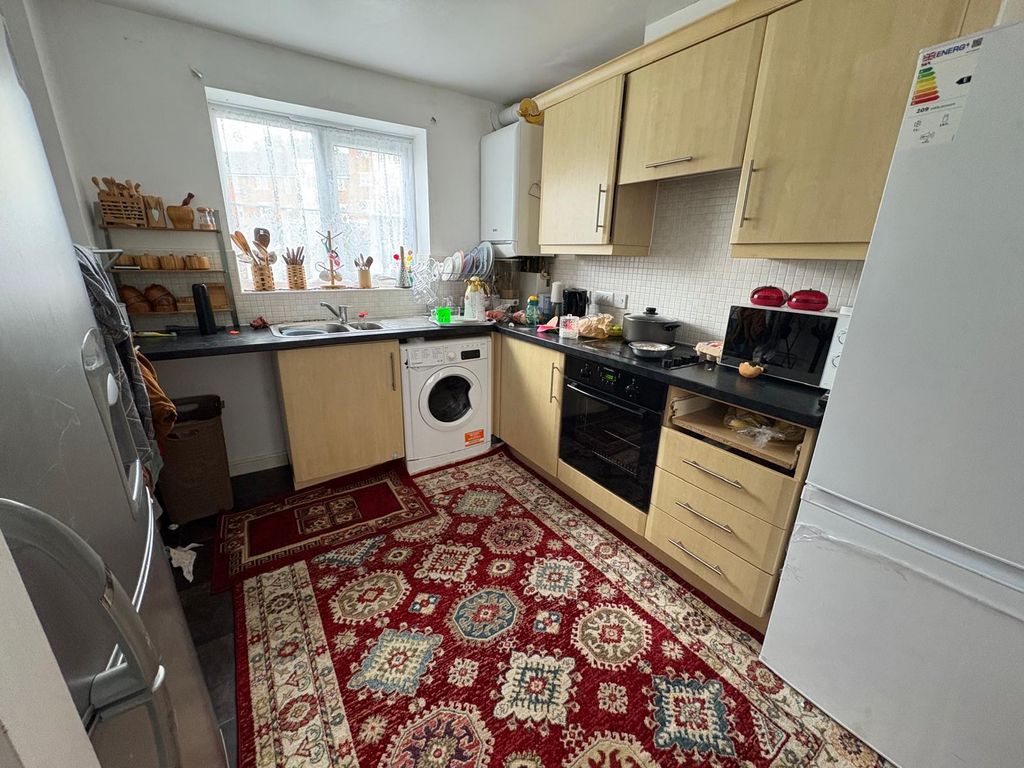 Property photo 2 of 7