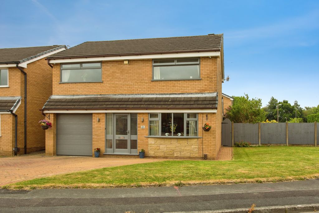 Property photo 1 of 20 Q107_3489
