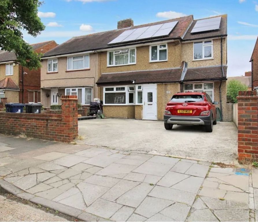 Property photo 1 of 9