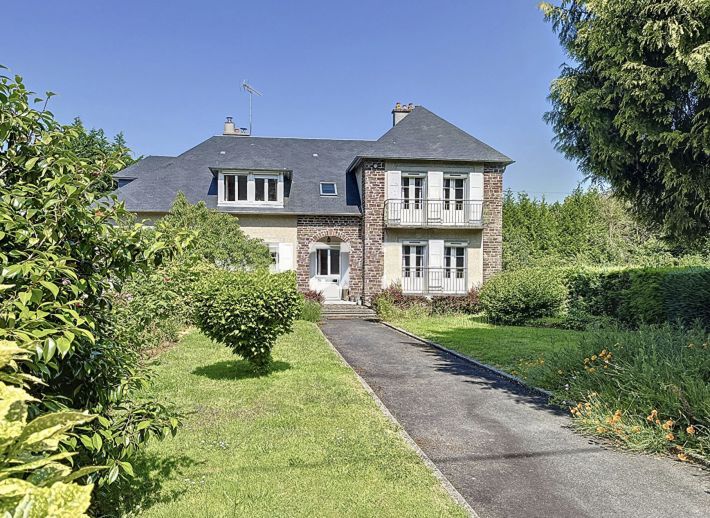 Property photo 1 of 23