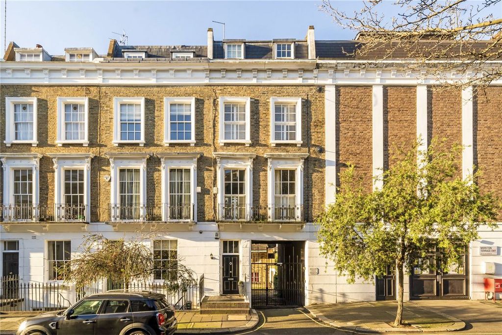 Property photo 2 of 5