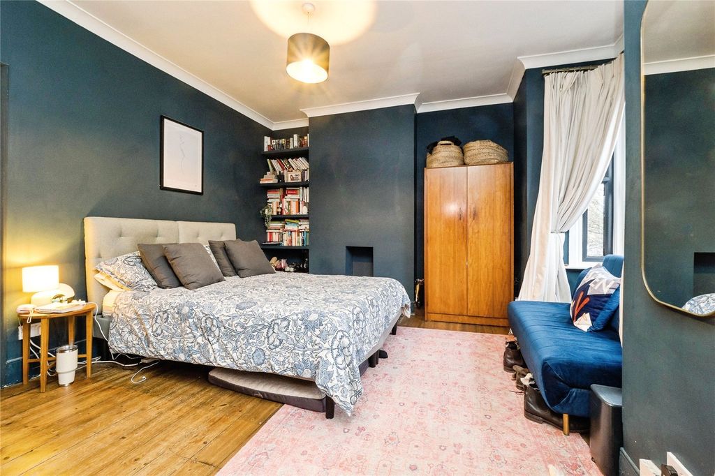 Property photo 3 of 27 Picture No. 09