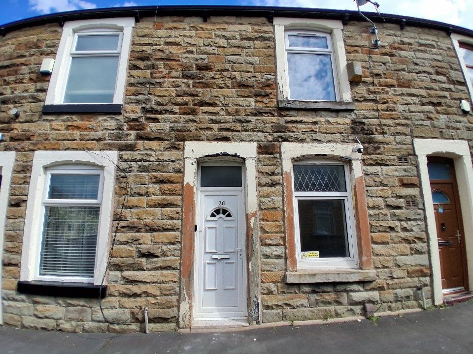 Property photo 1 of 15