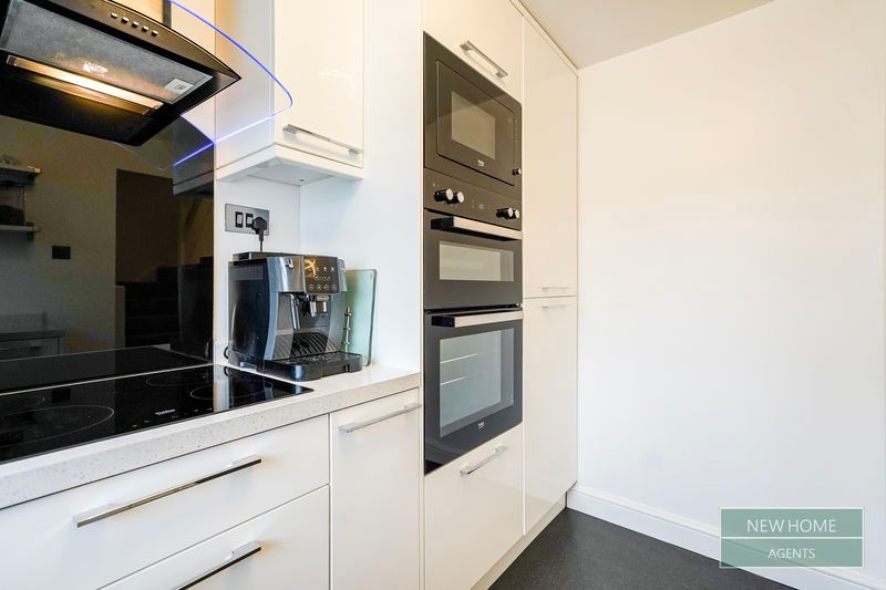 Property photo 3 of 14 Photo 2