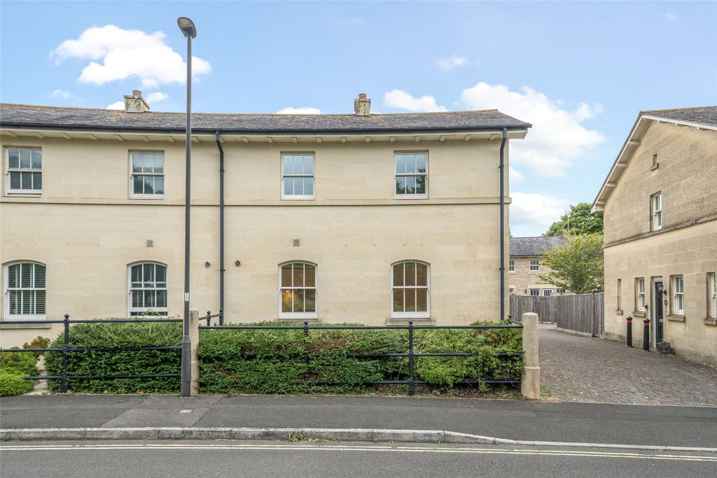 Property photo 1 of 17 Picture No. 15