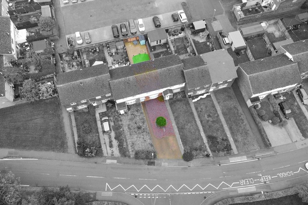 Property photo 2 of 13