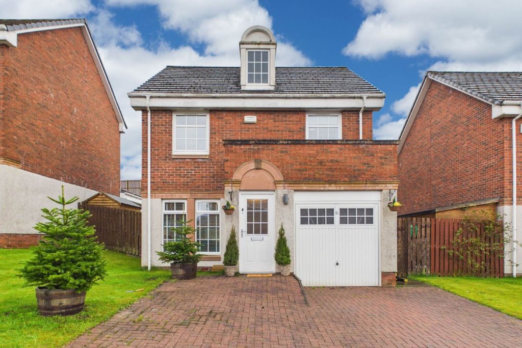 Property photo 1 of 25