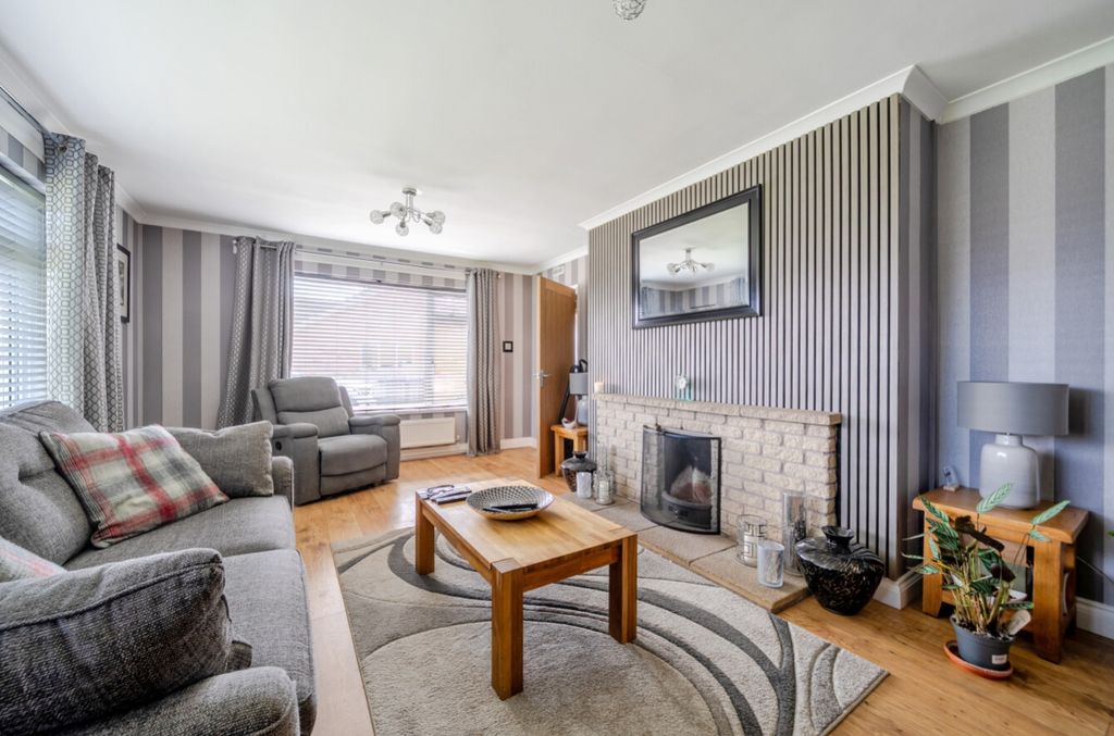Property photo 2 of 25 1453906-2-69F0B2975Cdfa