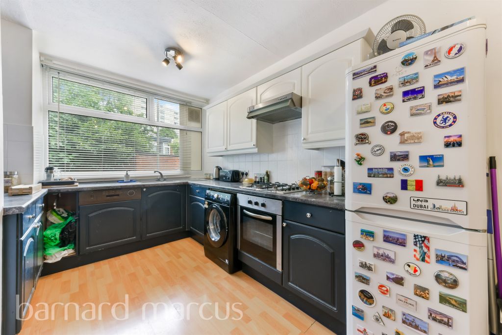 Property photo 3 of 12