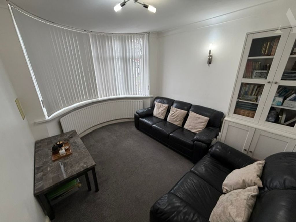 Property photo 2 of 15 100 Harts Road Front Reception 1.Jpeg