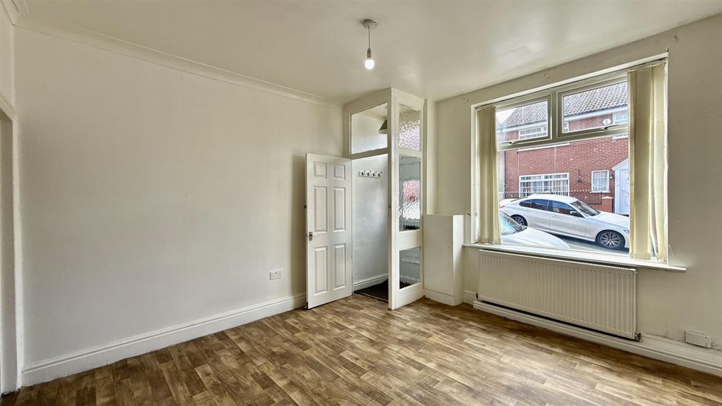 Property photo 3 of 11 Dji_20250930_130712_462.Jpeg