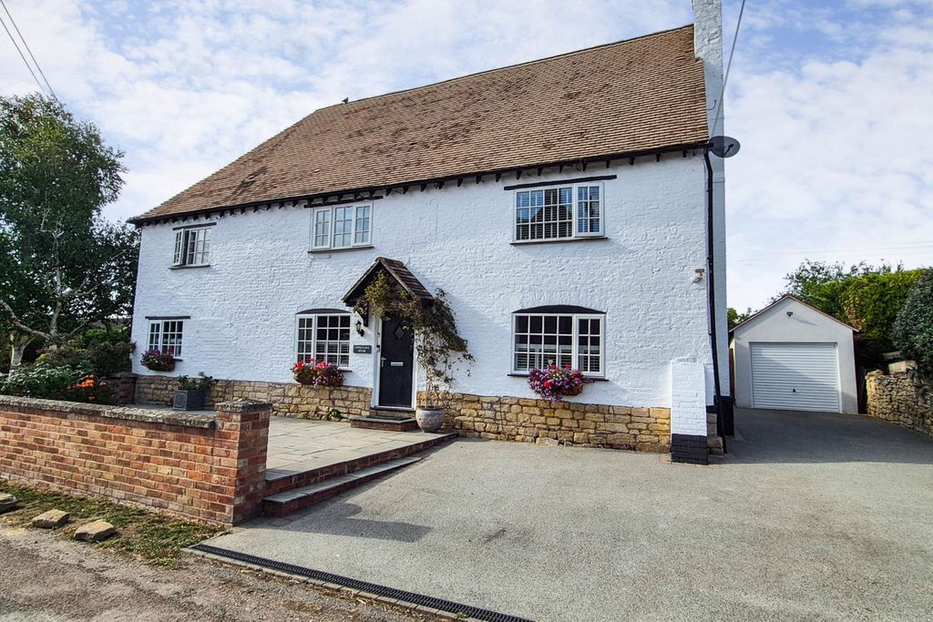 Property photo 1 of 29