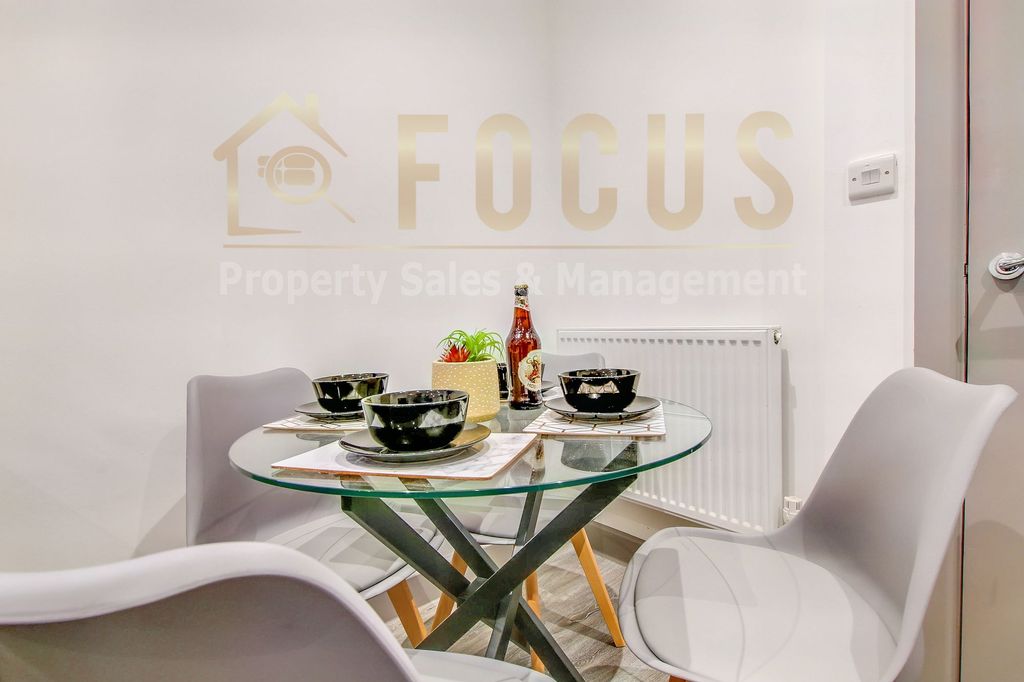 Property photo 3 of 39