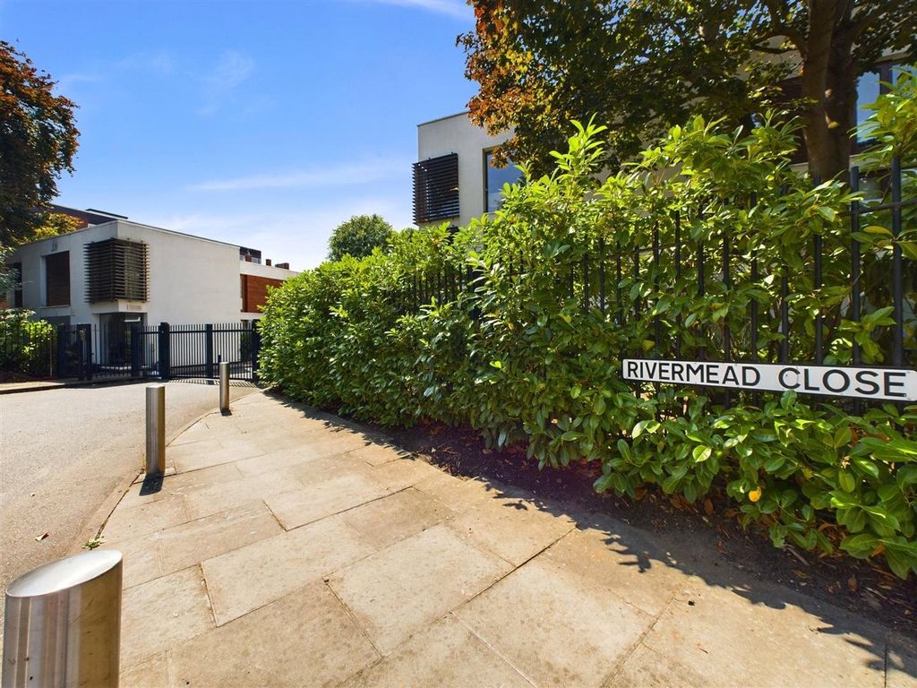 Property photo 1 of 5 Picture No. 09