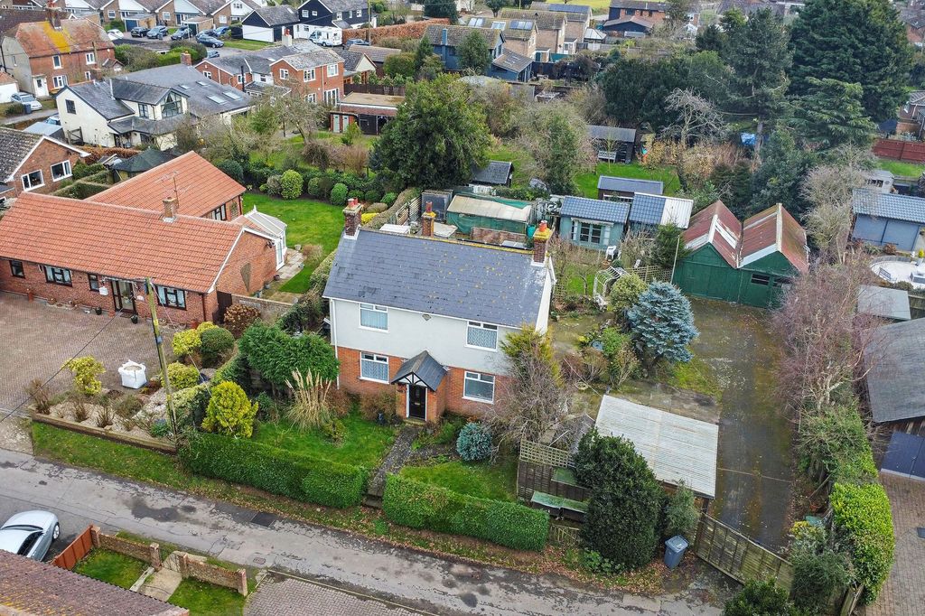 Property photo 2 of 26