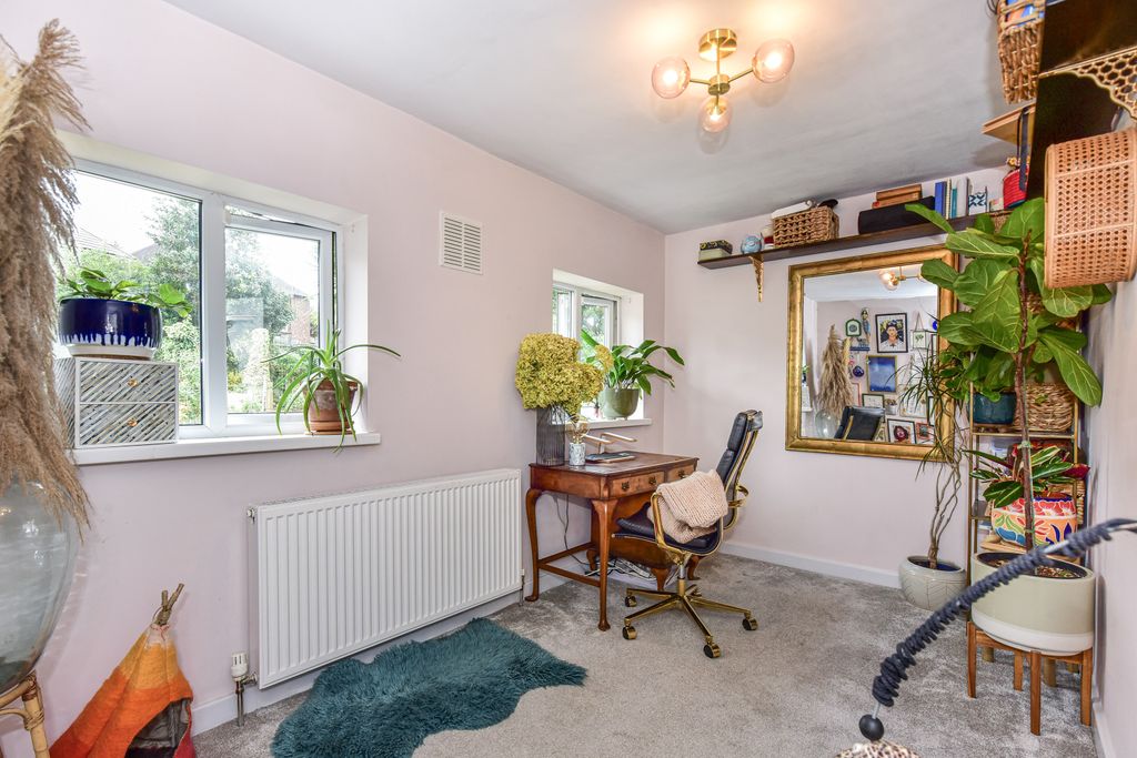 Property photo 3 of 27 Img_2587
