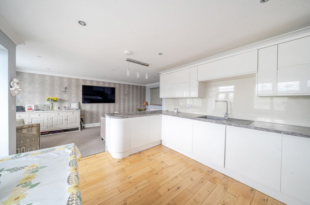 Property photo 2 of 20 1346705-9-68B567333c94A
