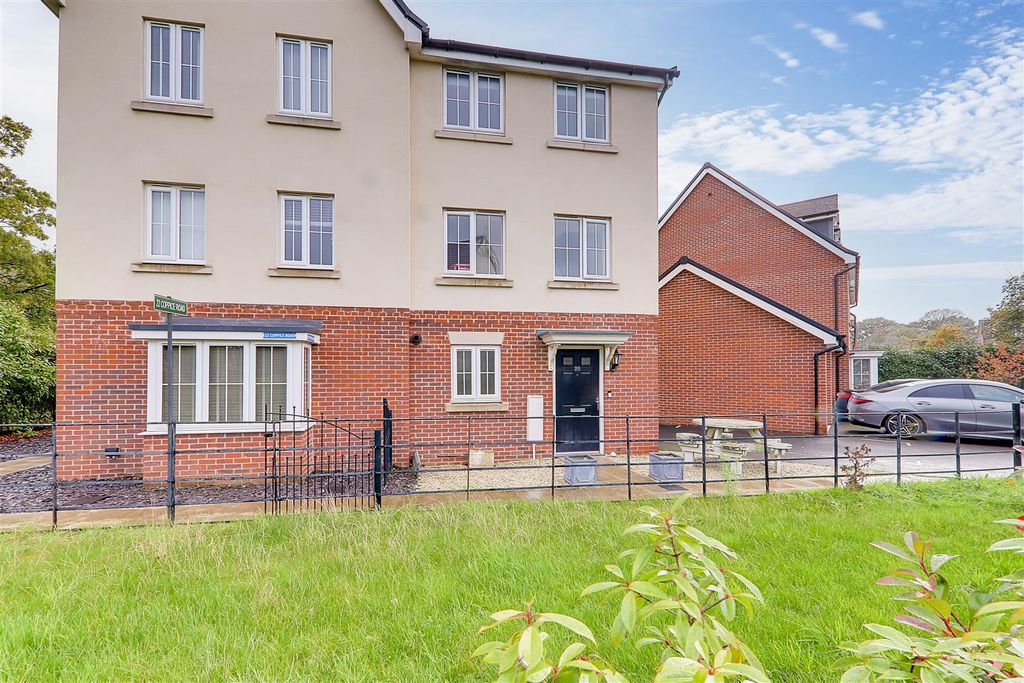 Property photo 1 of 17 Img_3820-Img_3822.Jpg