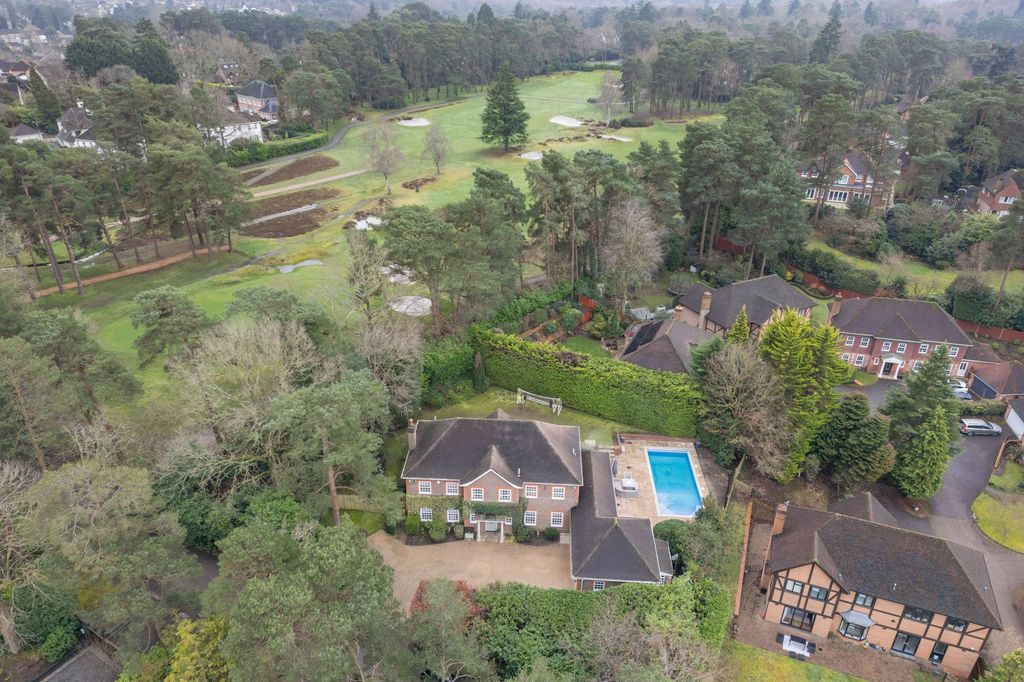 Property photo 2 of 15