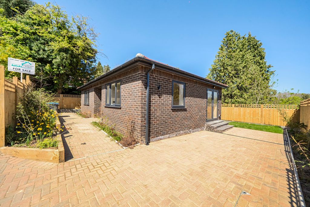 Property photo 1 of 13 Front