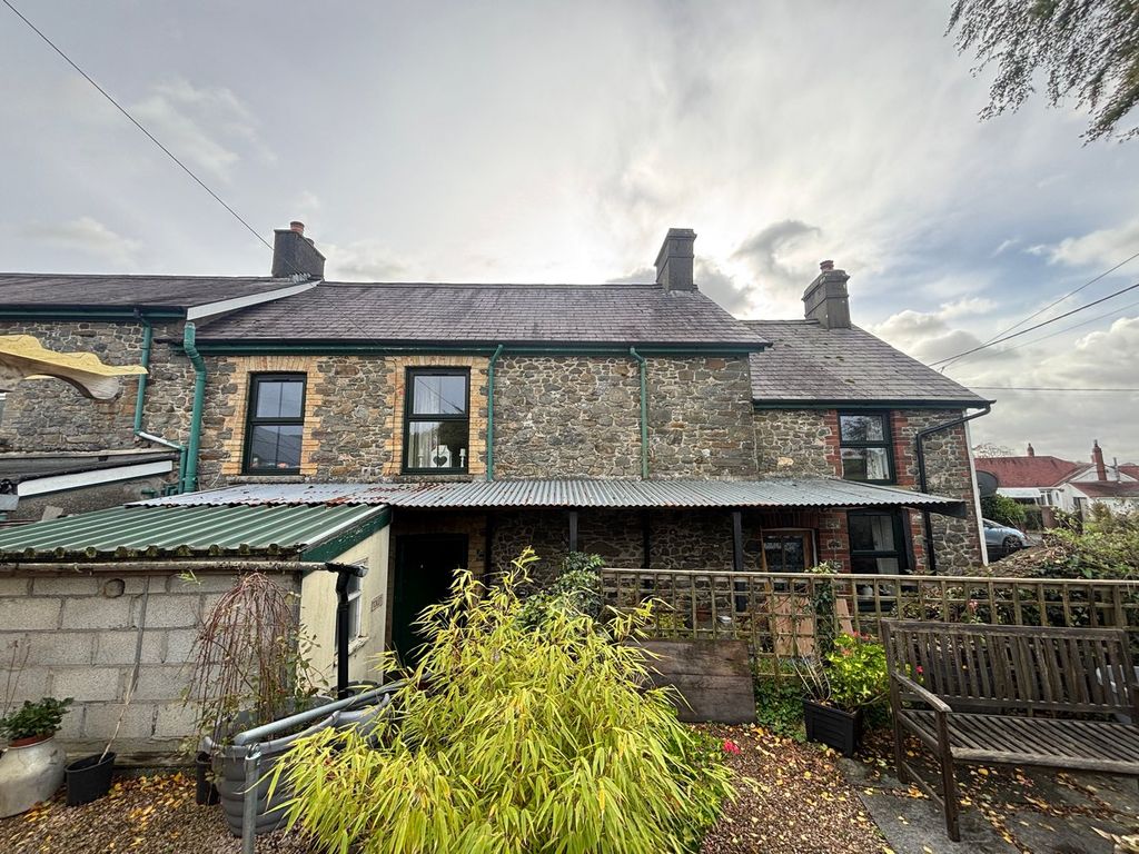 Property photo 2 of 18