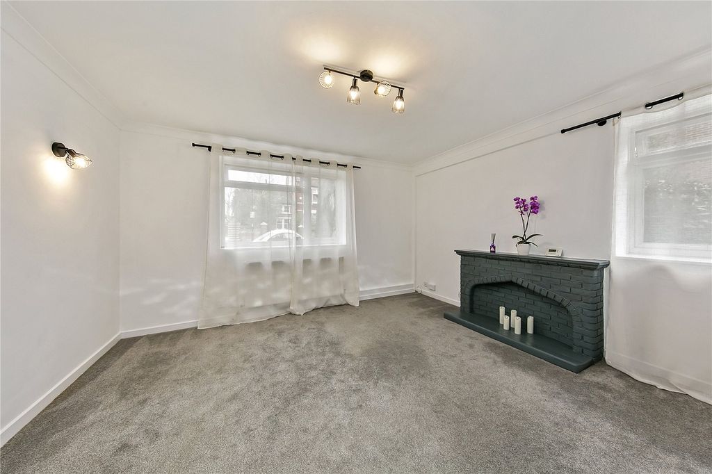 Property photo 3 of 10 Picture No. 11