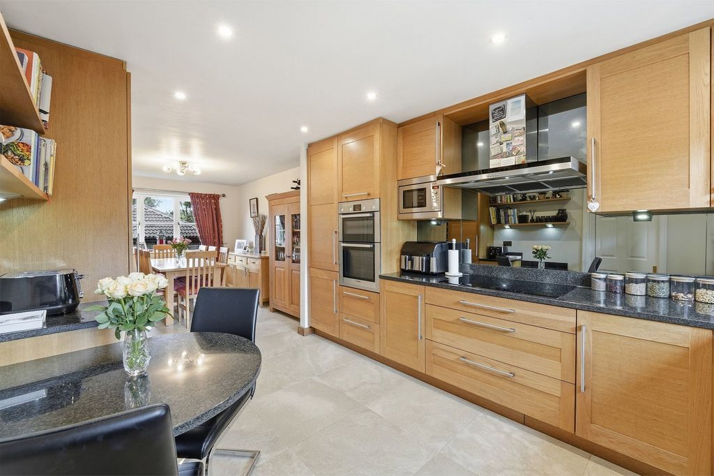 Additional image 9 of 4 bed detached house for saleClarendon Drive, Macclesfield SK10