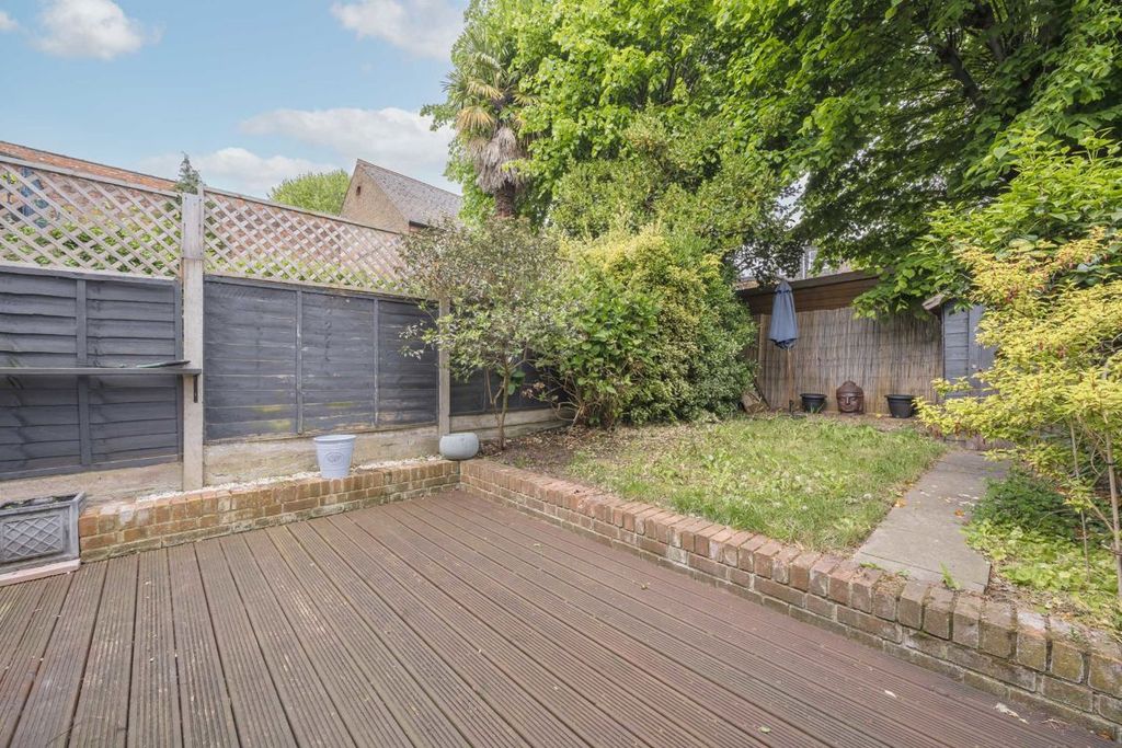 Property photo 2 of 5