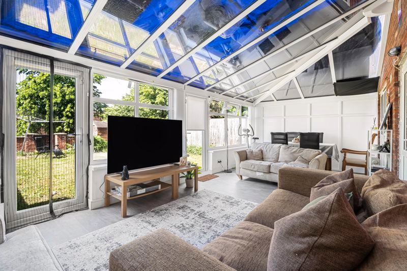 Property photo 2 of 14 Photo 5