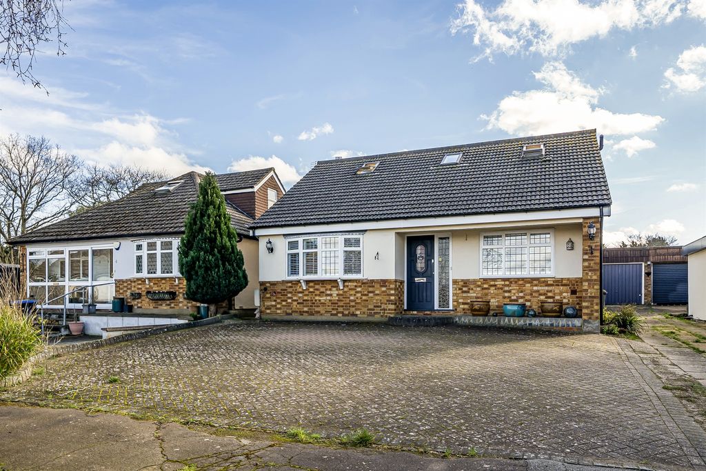 Property photo 1 of 12