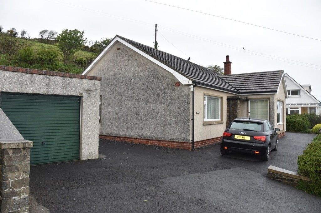 Property photo 2 of 24