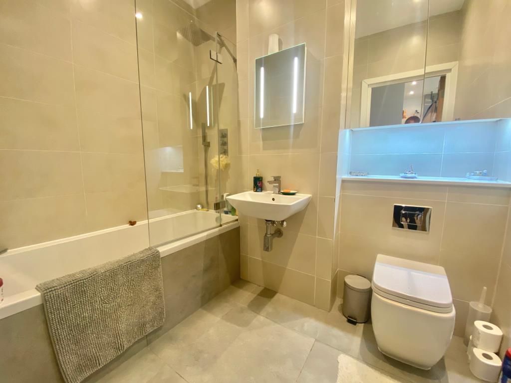 Property photo 3 of 4 Bathroom