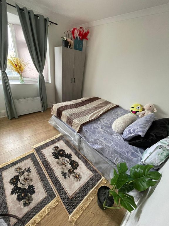 Property photo 2 of 4