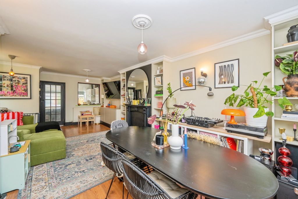 Property photo 2 of 20 Dining Area