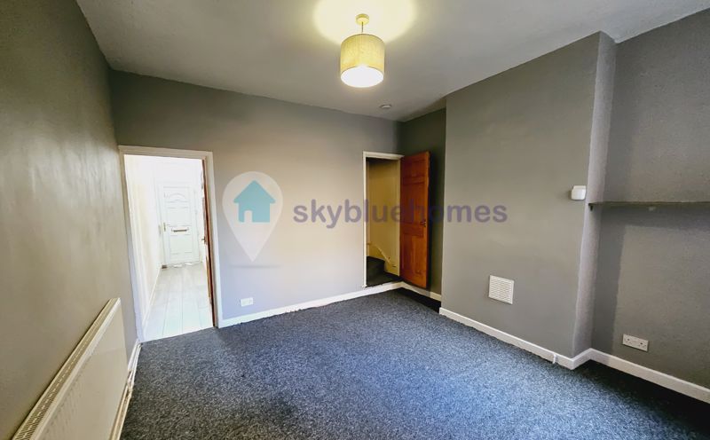 Property photo 3 of 13 Photo 9