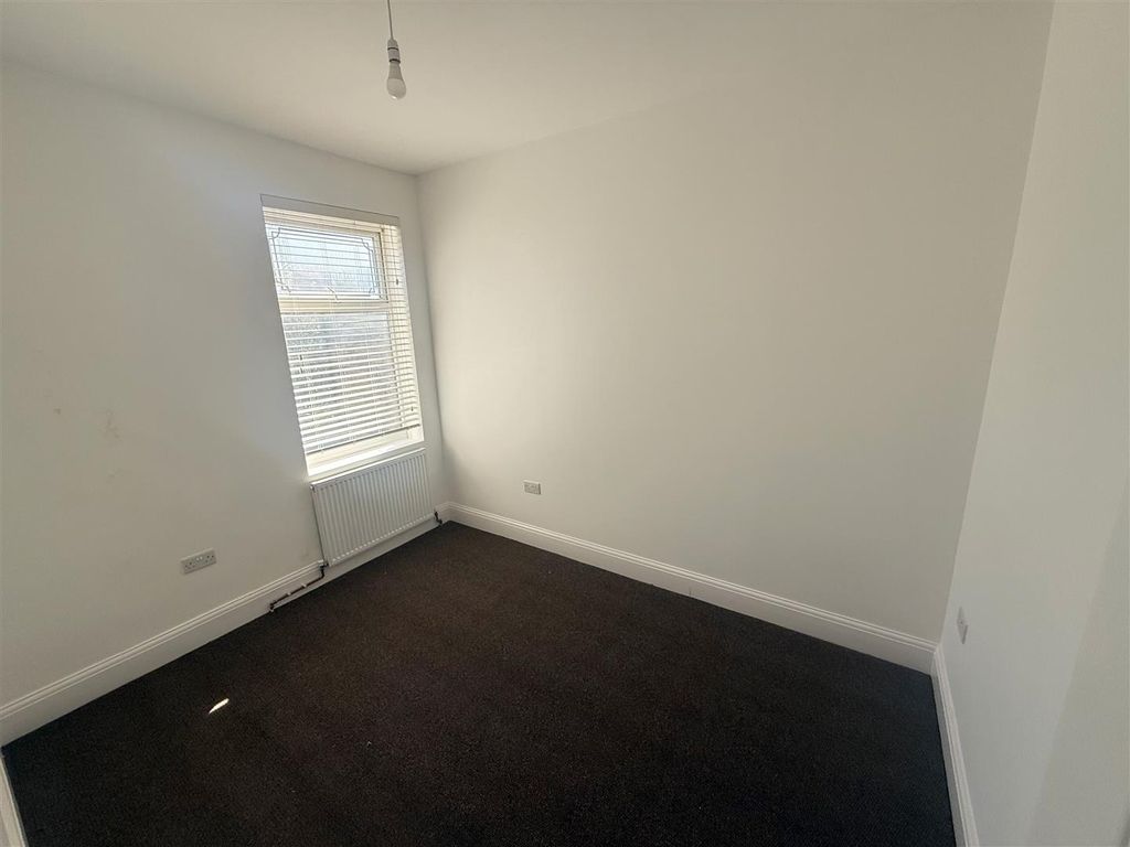 Property photo 3 of 10 Bedroom Two